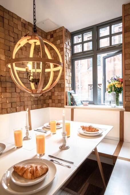 City Superhost: Luxury Deansgate Townhouse 맨체스터 외부 사진